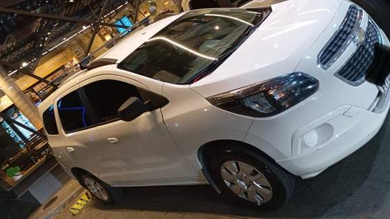 CHEVROLET SPIN 1.8 LT 8V FLEX 4P MANUAL CHEVROLET SPIN 1.8 LT 8V FLEX 4P MANUAL